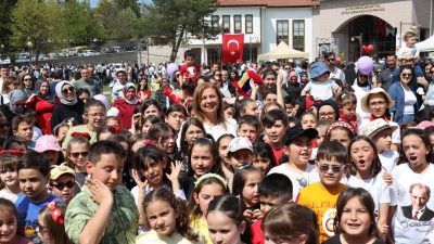 SAFRANBOLU’DA BAYRAMA GÖLGE DÜŞTÜ! Safranbolu’da, 23 Nisan Ulusal Egemenlik ve
