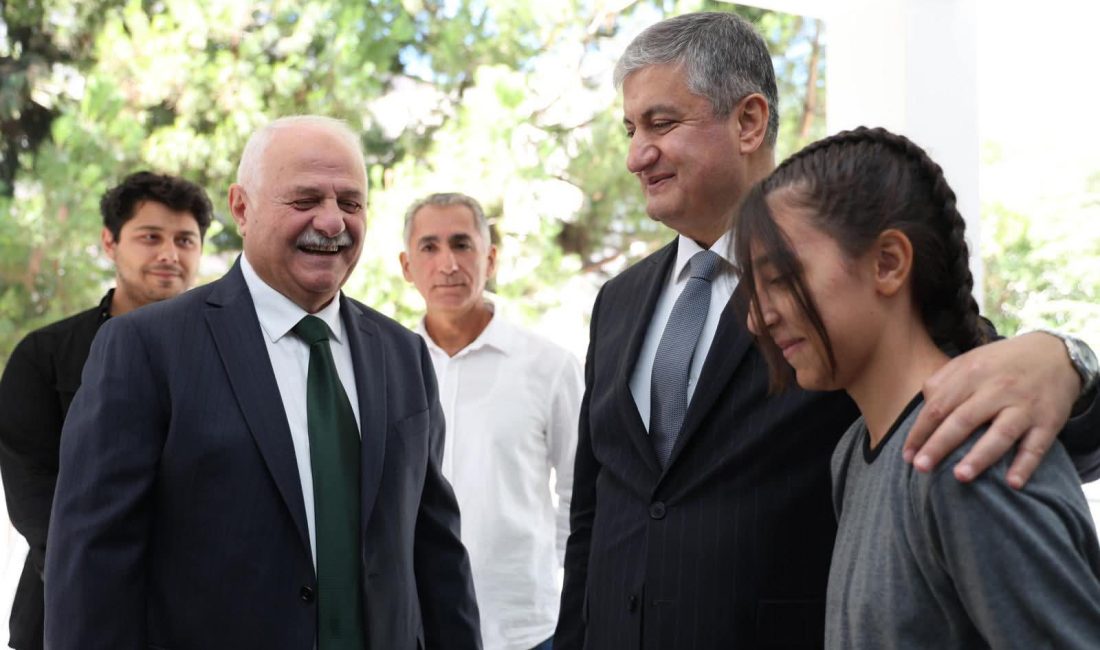 Vali Mustafa Yavuz, Yenişehir Mahallesi’nde hayırsever iş insanı Osman Yeşilyurt